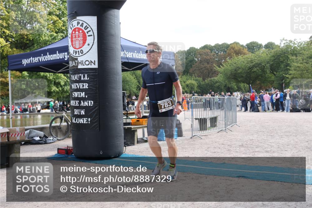 14.09.2025 - Stadtparktriathlon Strokosch-Dieckow http://msf.ph/oto/8887329 14.09.2025 11:36:05 Ziel 759, 783 meine-sportfotos.de