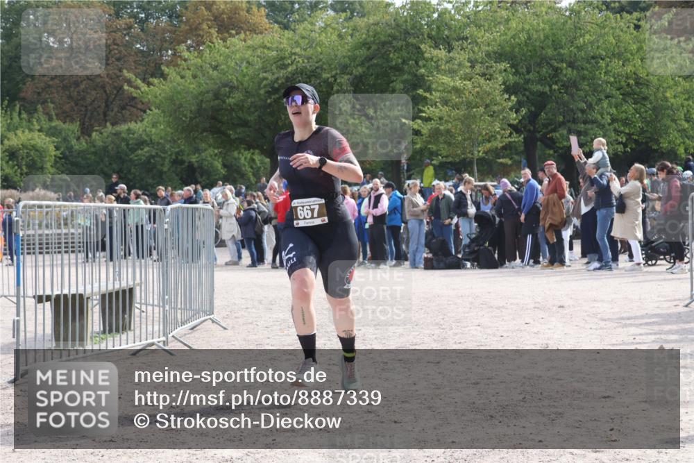 14.09.2025 - Stadtparktriathlon Strokosch-Dieckow http://msf.ph/oto/8887339 14.09.2025 11:36:14 Ziel 667 meine-sportfotos.de