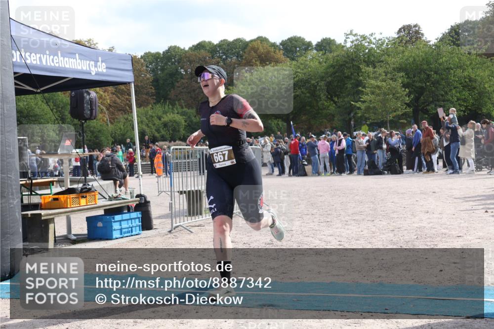 14.09.2025 - Stadtparktriathlon Strokosch-Dieckow http://msf.ph/oto/8887342 14.09.2025 11:36:14 Ziel 667 meine-sportfotos.de
