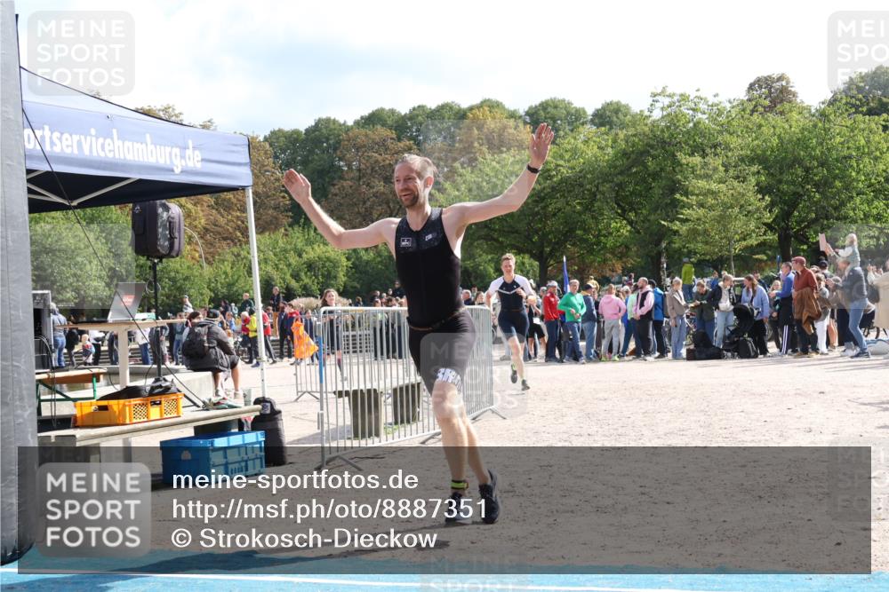 14.09.2025 - Stadtparktriathlon Strokosch-Dieckow http://msf.ph/oto/8887351 14.09.2025 11:36:36 Ziel 650, 700, 716, 799 meine-sportfotos.de