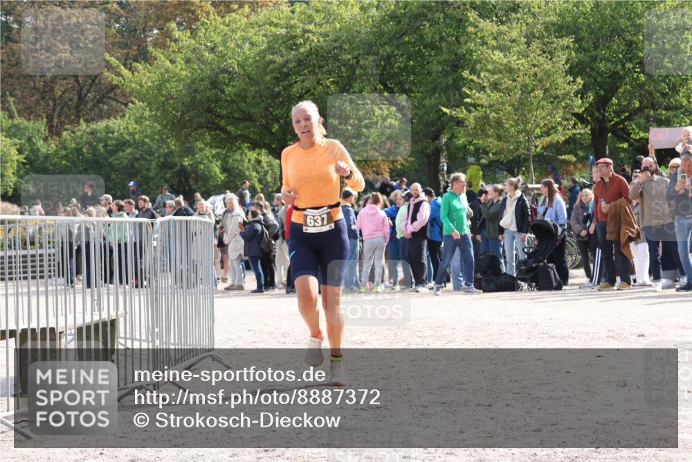 14.09.2025 - Stadtparktriathlon Strokosch-Dieckow http://msf.ph/oto/8887372 14.09.2025 11:36:46 Ziel 637, 700, 716 meine-sportfotos.de