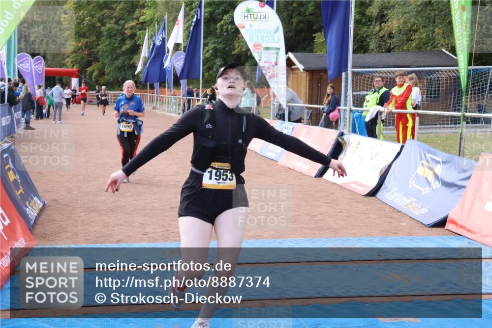 14.09.2025 - Airport Race Strokosch-Dieckow http://msf.ph/oto/8887374 14.09.2025 12:54:56 Ziel 1953, 1999 meine-sportfotos.de