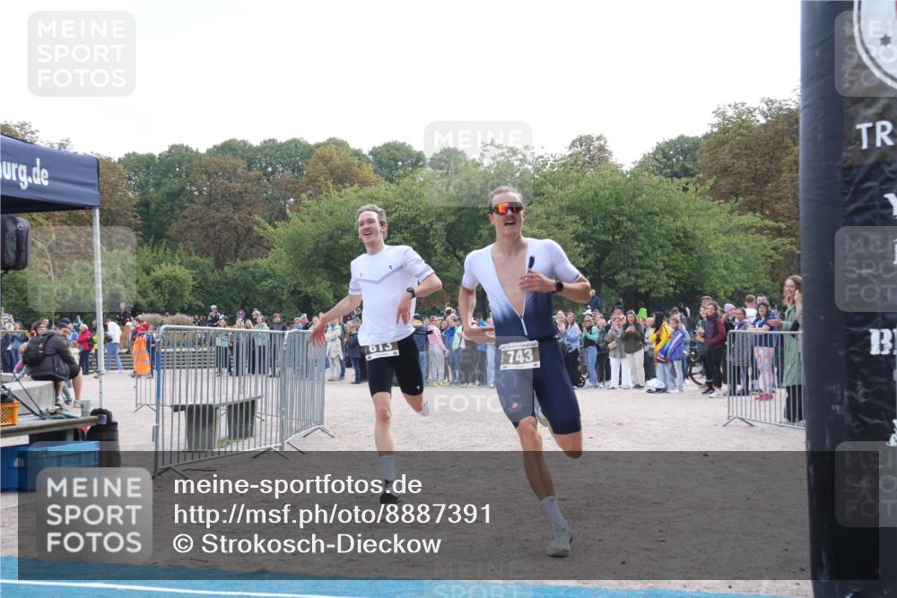 14.09.2025 - Stadtparktriathlon Strokosch-Dieckow http://msf.ph/oto/8887391 14.09.2025 11:37:44 Ziel 743, 813 meine-sportfotos.de