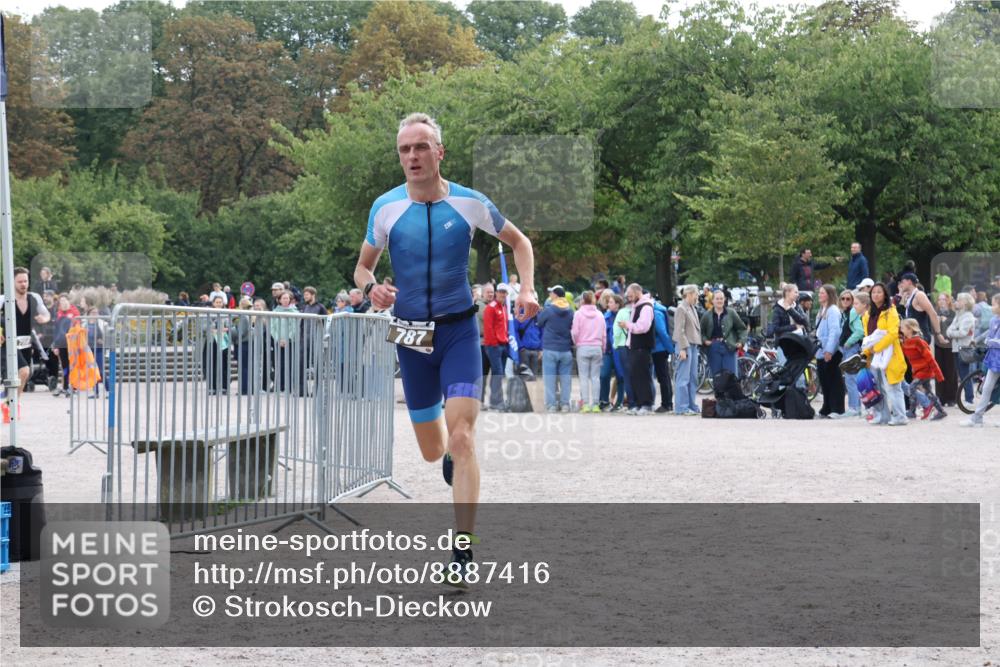 14.09.2025 - Stadtparktriathlon Strokosch-Dieckow http://msf.ph/oto/8887416 14.09.2025 11:38:12 Ziel 636, 758, 787 meine-sportfotos.de