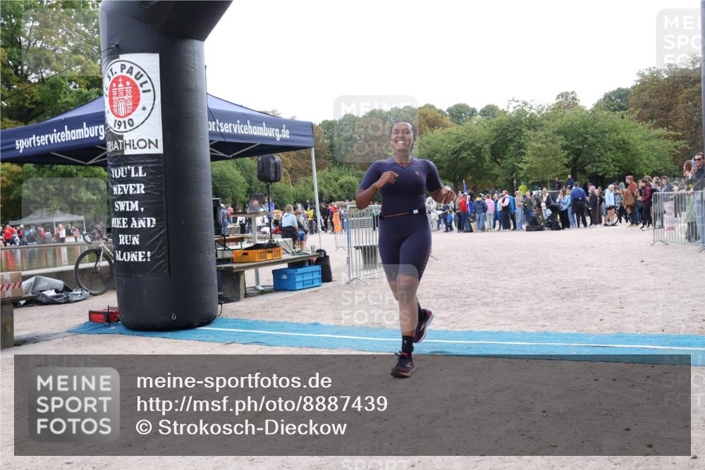 14.09.2025 - Stadtparktriathlon Strokosch-Dieckow http://msf.ph/oto/8887439 14.09.2025 11:38:47 Ziel 692 meine-sportfotos.de