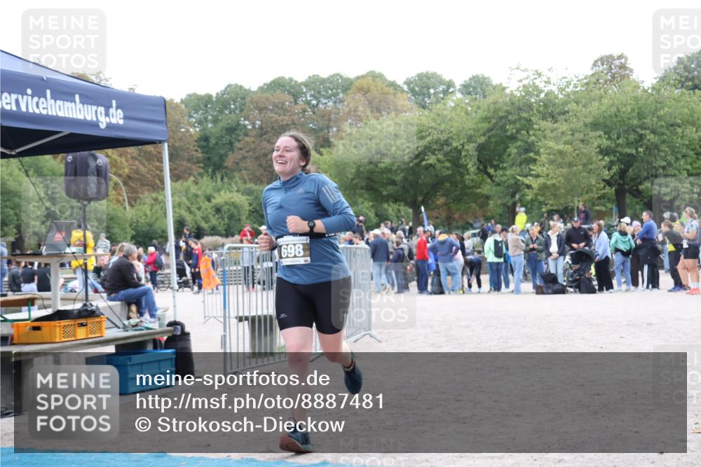 14.09.2025 - Stadtparktriathlon Strokosch-Dieckow http://msf.ph/oto/8887481 14.09.2025 11:41:10 Ziel 698 meine-sportfotos.de