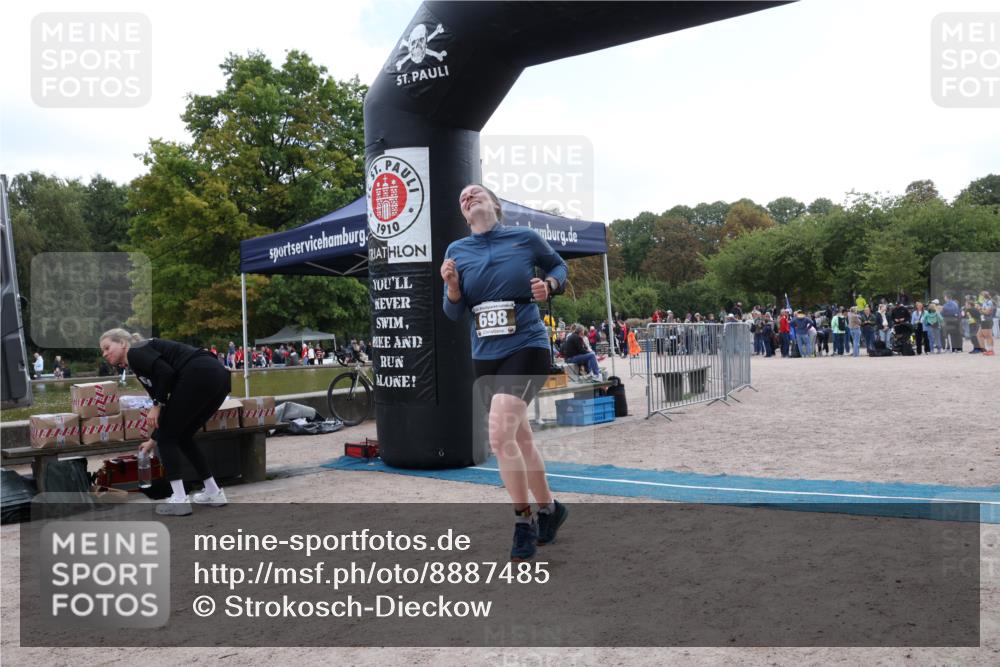 14.09.2025 - Stadtparktriathlon Strokosch-Dieckow http://msf.ph/oto/8887485 14.09.2025 11:41:11 Ziel 698 meine-sportfotos.de