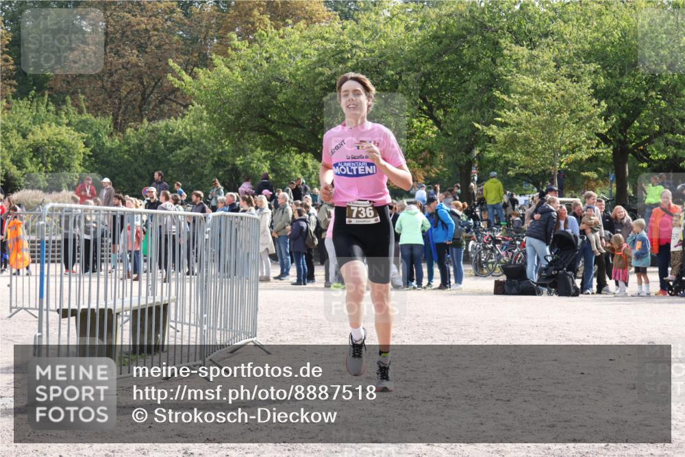 14.09.2025 - Stadtparktriathlon Strokosch-Dieckow http://msf.ph/oto/8887518 14.09.2025 11:42:30 Ziel 736 meine-sportfotos.de
