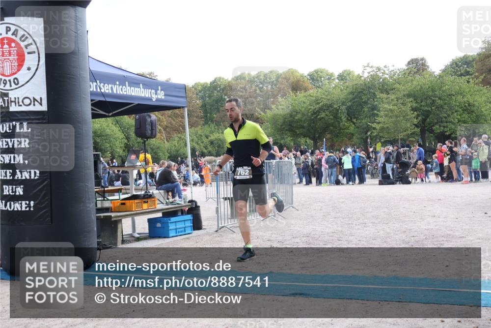 14.09.2025 - Stadtparktriathlon Strokosch-Dieckow http://msf.ph/oto/8887541 14.09.2025 11:42:47 Ziel 678, 714, 729, 762 meine-sportfotos.de