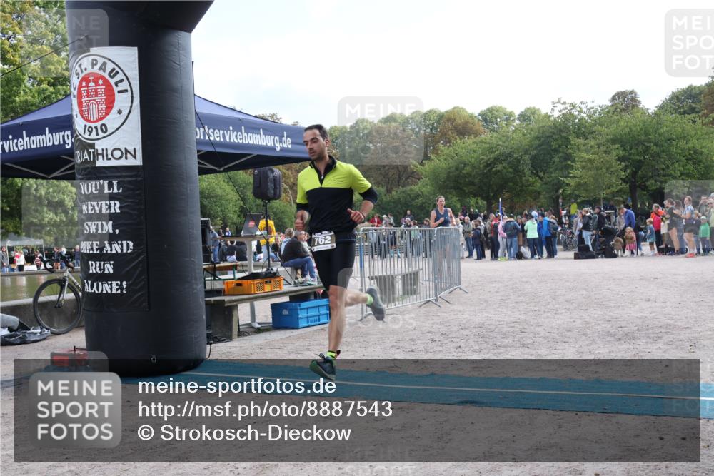 14.09.2025 - Stadtparktriathlon Strokosch-Dieckow http://msf.ph/oto/8887543 14.09.2025 11:42:48 Ziel 678, 714, 729, 762 meine-sportfotos.de