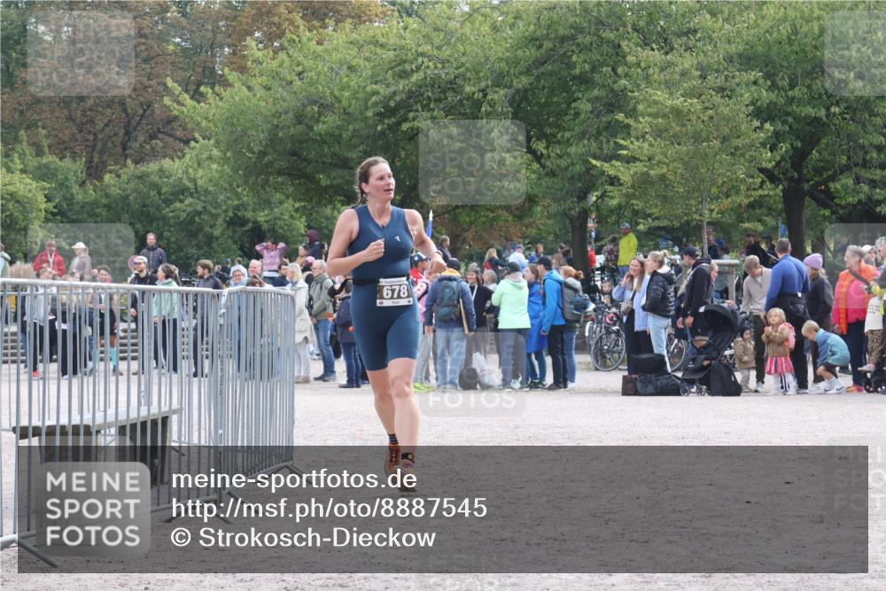 14.09.2025 - Stadtparktriathlon Strokosch-Dieckow http://msf.ph/oto/8887545 14.09.2025 11:42:49 Ziel 678, 729, 762 meine-sportfotos.de