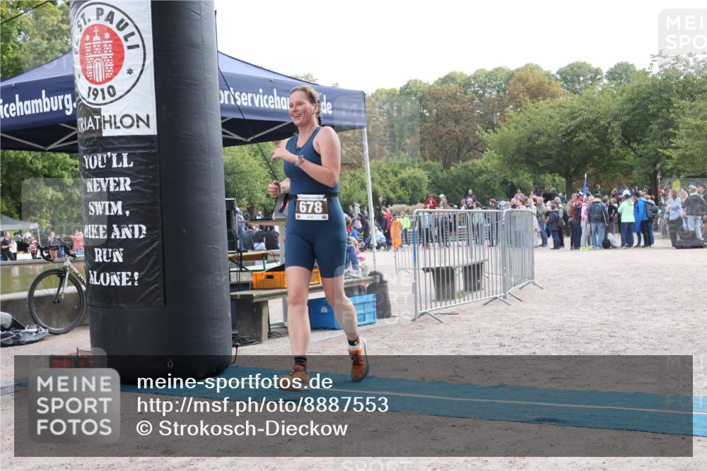 14.09.2025 - Stadtparktriathlon Strokosch-Dieckow http://msf.ph/oto/8887553 14.09.2025 11:42:52 Ziel 678, 762 meine-sportfotos.de