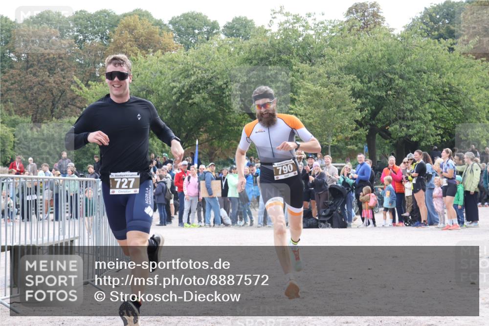 14.09.2025 - Stadtparktriathlon Strokosch-Dieckow http://msf.ph/oto/8887572 14.09.2025 11:43:09 Ziel 631, 686, 727, 790 meine-sportfotos.de
