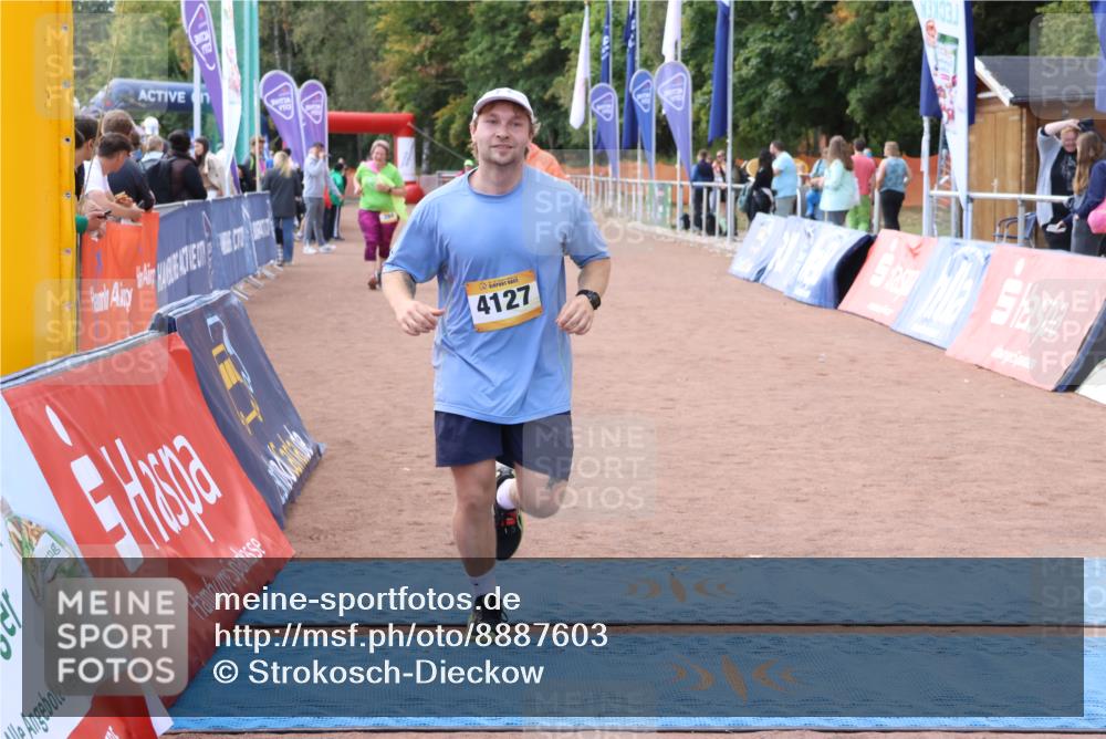 14.09.2025 - Airport Race Strokosch-Dieckow http://msf.ph/oto/8887603 14.09.2025 12:55:51 Ziel 394, 572, 2062, 2069, 4127 meine-sportfotos.de