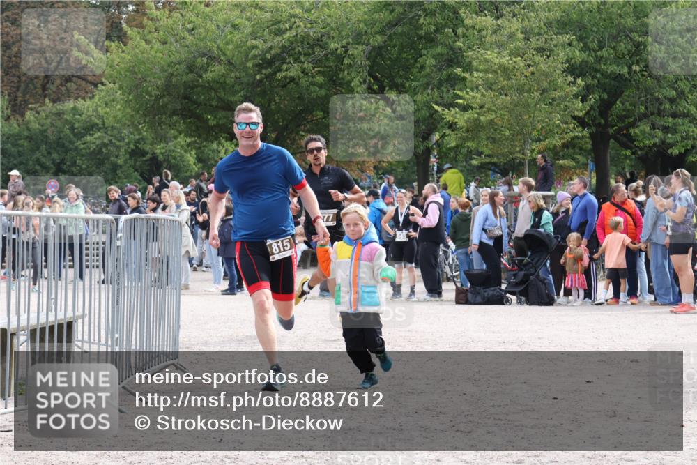 14.09.2025 - Stadtparktriathlon Strokosch-Dieckow http://msf.ph/oto/8887612 14.09.2025 11:44:39 Ziel 754, 777, 815 meine-sportfotos.de