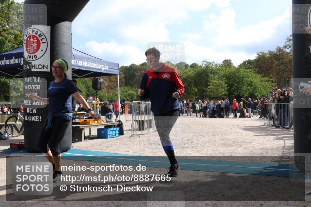 14.09.2025 - Stadtparktriathlon Strokosch-Dieckow http://msf.ph/oto/8887665 14.09.2025 11:46:09 Ziel 582 meine-sportfotos.de