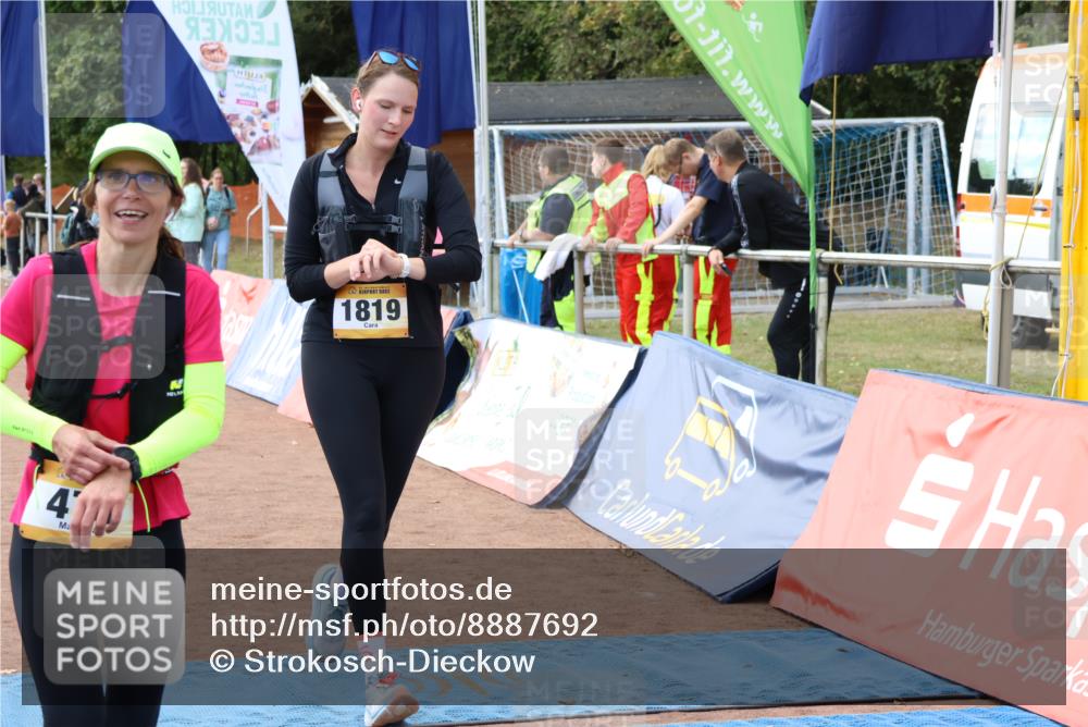 14.09.2025 - Airport Race Strokosch-Dieckow http://msf.ph/oto/8887692 14.09.2025 12:56:10 Ziel 470, 1064, 1445, 1819 meine-sportfotos.de
