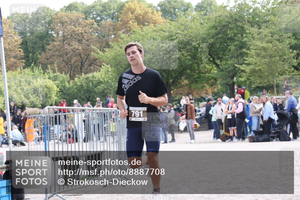 14.09.2025 - Stadtparktriathlon Strokosch-Dieckow http://msf.ph/oto/8887708 14.09.2025 11:47:20 Ziel 791 meine-sportfotos.de