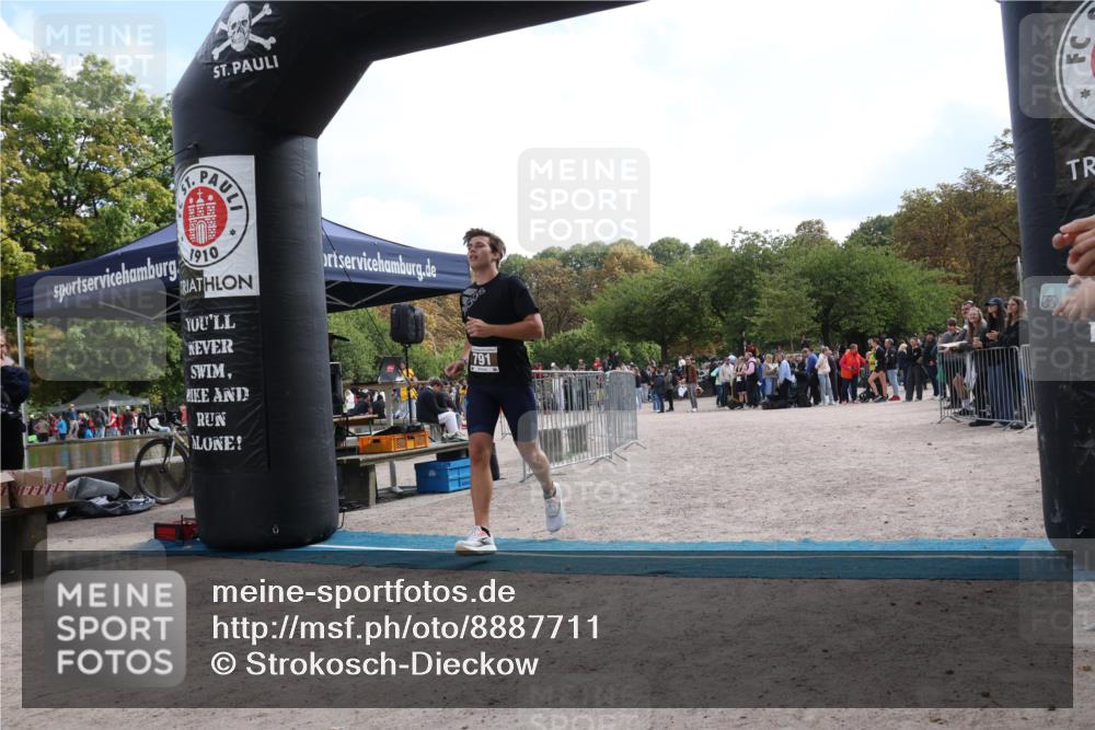 14.09.2025 - Stadtparktriathlon Strokosch-Dieckow http://msf.ph/oto/8887711 14.09.2025 11:47:21 Ziel 791 meine-sportfotos.de