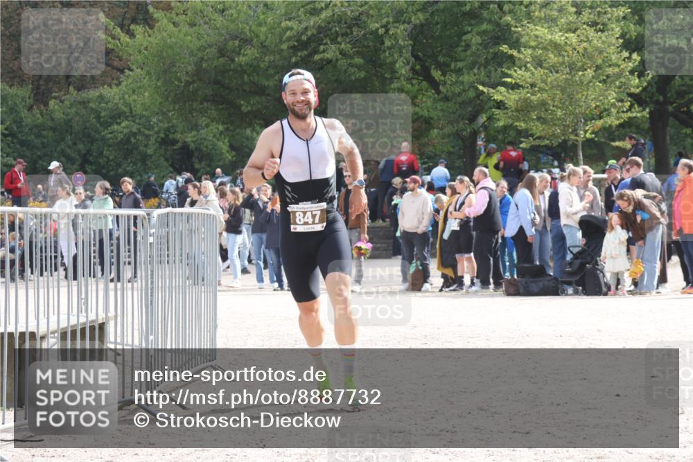 14.09.2025 - Stadtparktriathlon Strokosch-Dieckow http://msf.ph/oto/8887732 14.09.2025 11:48:36 Ziel 847 meine-sportfotos.de