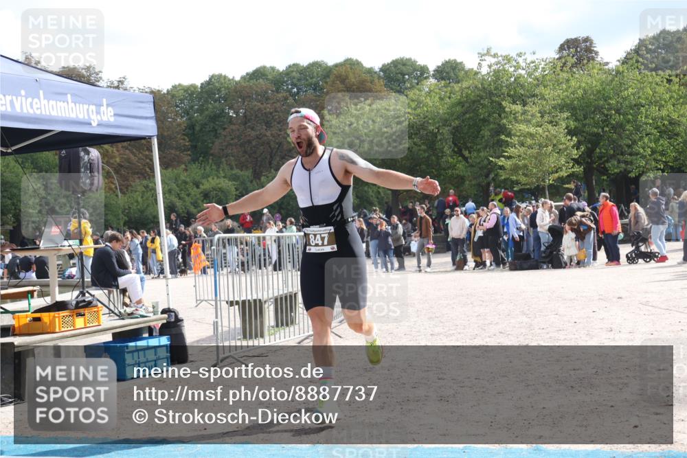 14.09.2025 - Stadtparktriathlon Strokosch-Dieckow http://msf.ph/oto/8887737 14.09.2025 11:48:37 Ziel 847 meine-sportfotos.de