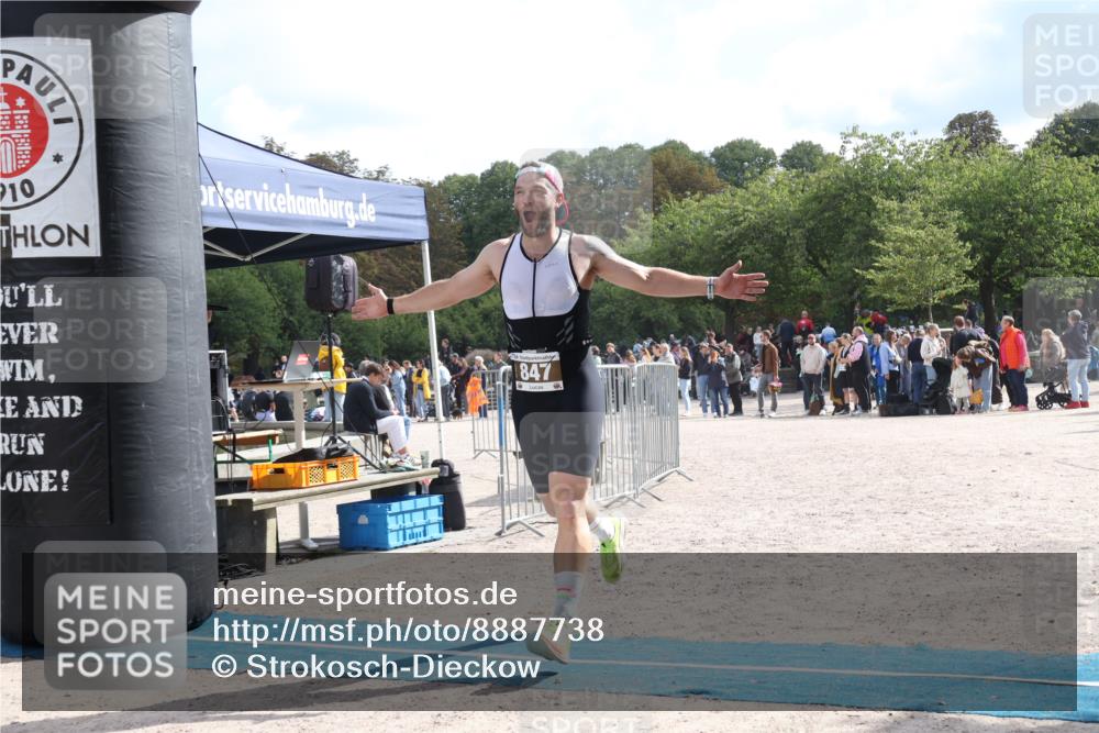 14.09.2025 - Stadtparktriathlon Strokosch-Dieckow http://msf.ph/oto/8887738 14.09.2025 11:48:38 Ziel 847 meine-sportfotos.de