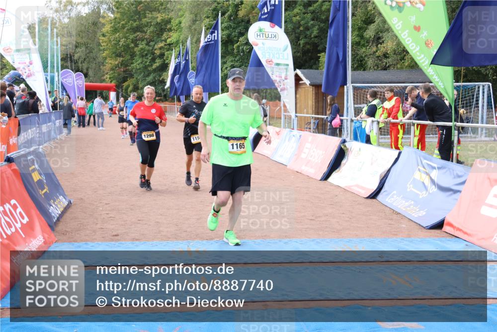 14.09.2025 - Airport Race Strokosch-Dieckow http://msf.ph/oto/8887740 14.09.2025 12:56:24 Ziel 1158, 1165, 1298 meine-sportfotos.de