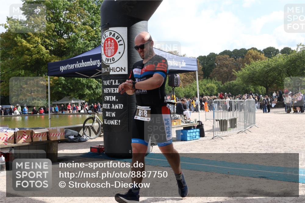 14.09.2025 - Stadtparktriathlon Strokosch-Dieckow http://msf.ph/oto/8887750 14.09.2025 11:48:49 Ziel 818 meine-sportfotos.de