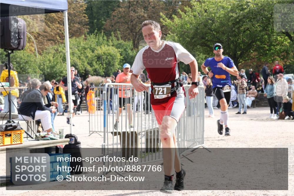 14.09.2025 - Stadtparktriathlon Strokosch-Dieckow http://msf.ph/oto/8887766 14.09.2025 11:49:25 Ziel 721, 780, 803, 825 meine-sportfotos.de