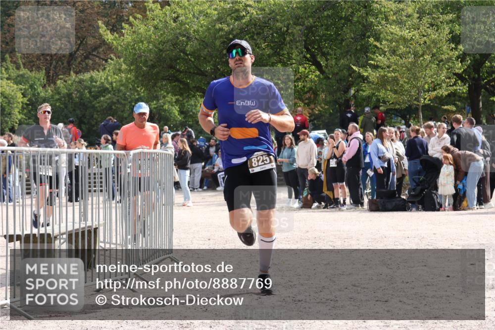 14.09.2025 - Stadtparktriathlon Strokosch-Dieckow http://msf.ph/oto/8887769 14.09.2025 11:49:27 Ziel 721, 780, 803, 825 meine-sportfotos.de