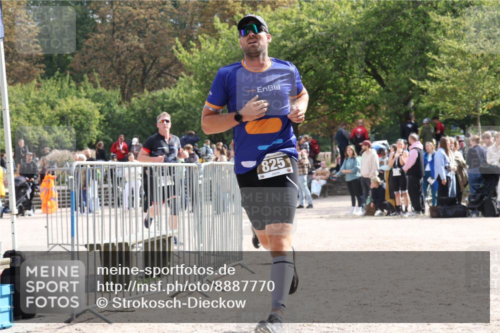 14.09.2025 - Stadtparktriathlon Strokosch-Dieckow http://msf.ph/oto/8887770 14.09.2025 11:49:27 Ziel 721, 780, 803, 825 meine-sportfotos.de