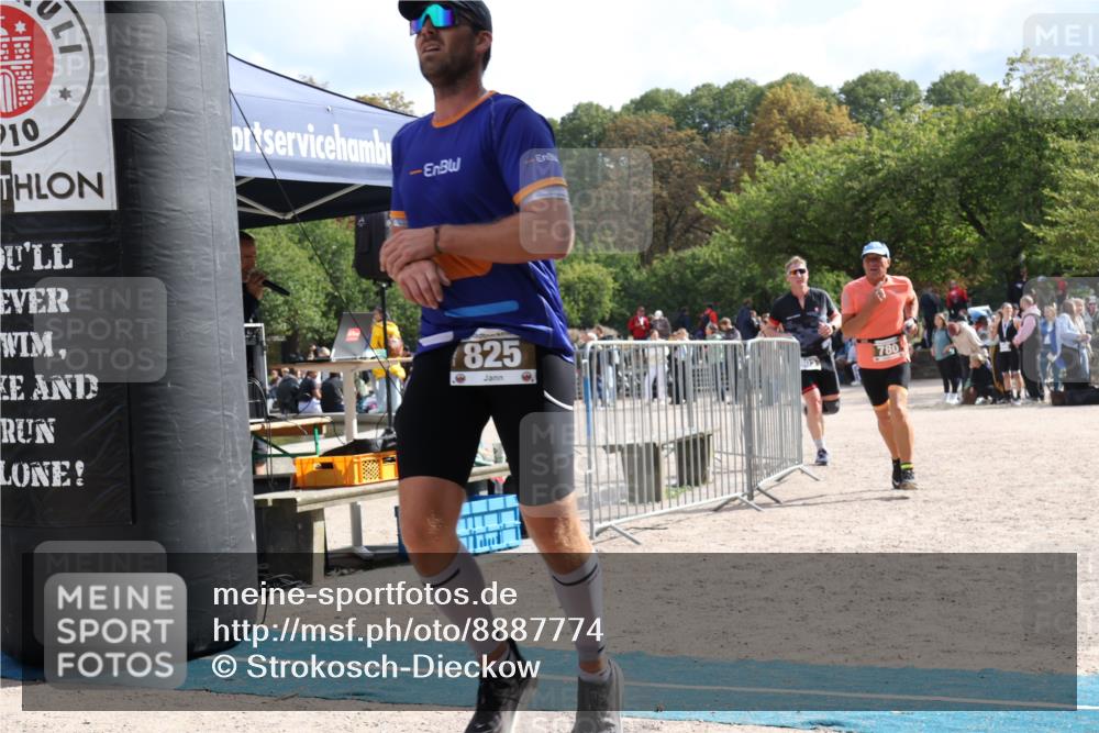 14.09.2025 - Stadtparktriathlon Strokosch-Dieckow http://msf.ph/oto/8887774 14.09.2025 11:49:28 Ziel 721, 780, 803, 825 meine-sportfotos.de