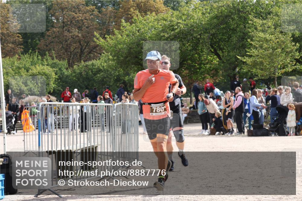 14.09.2025 - Stadtparktriathlon Strokosch-Dieckow http://msf.ph/oto/8887776 14.09.2025 11:49:29 Ziel 721, 780, 803, 825 meine-sportfotos.de