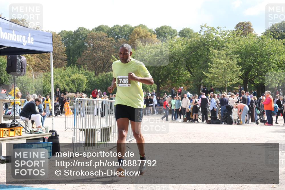 14.09.2025 - Stadtparktriathlon Strokosch-Dieckow http://msf.ph/oto/8887792 14.09.2025 11:50:03 Ziel 746 meine-sportfotos.de