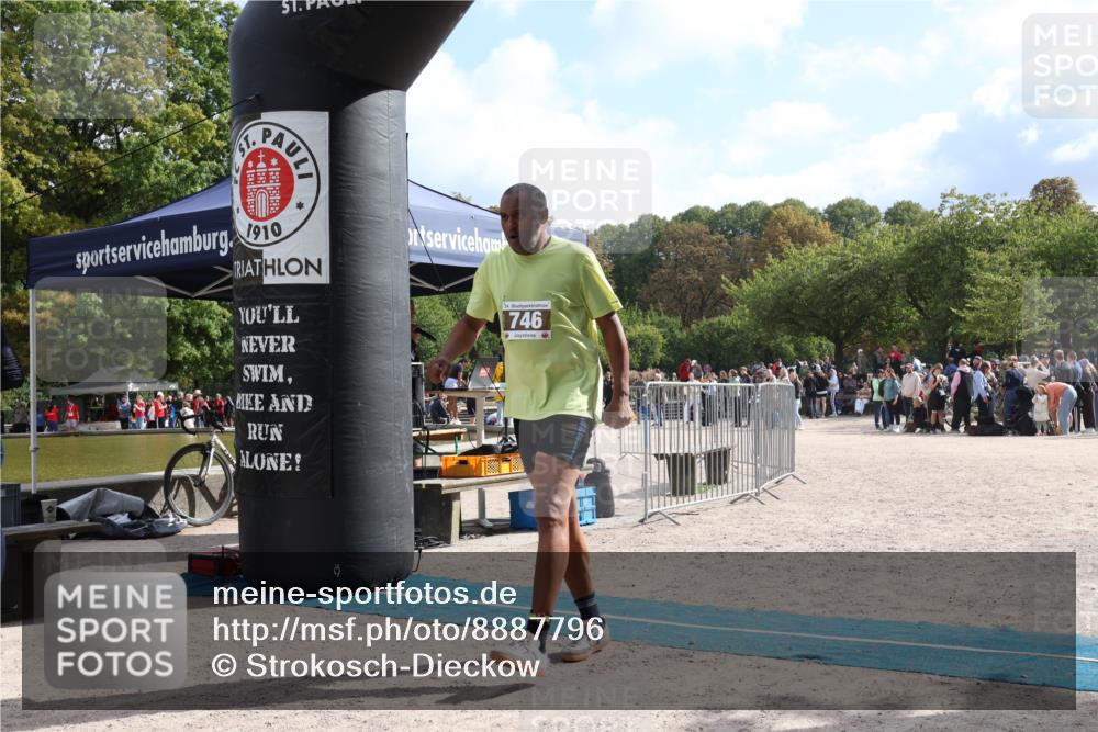 14.09.2025 - Stadtparktriathlon Strokosch-Dieckow http://msf.ph/oto/8887796 14.09.2025 11:50:04 Ziel 746 meine-sportfotos.de