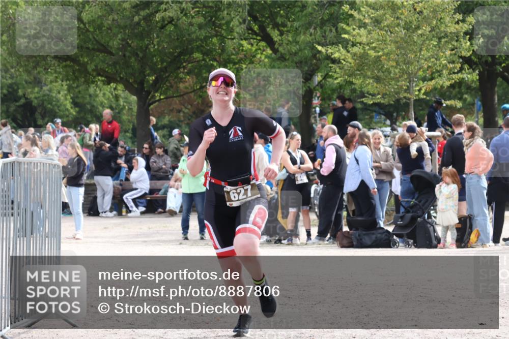 14.09.2025 - Stadtparktriathlon Strokosch-Dieckow http://msf.ph/oto/8887806 14.09.2025 11:50:42 Ziel 627, 739 meine-sportfotos.de