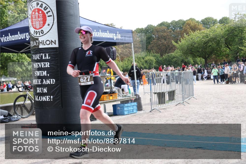 14.09.2025 - Stadtparktriathlon Strokosch-Dieckow http://msf.ph/oto/8887814 14.09.2025 11:50:45 Ziel 627, 739 meine-sportfotos.de