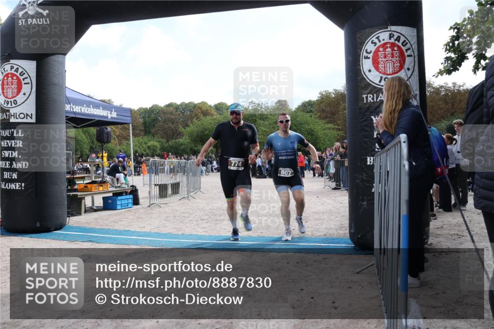 14.09.2025 - Stadtparktriathlon Strokosch-Dieckow http://msf.ph/oto/8887830 14.09.2025 11:51:02 Ziel 774, 807 meine-sportfotos.de