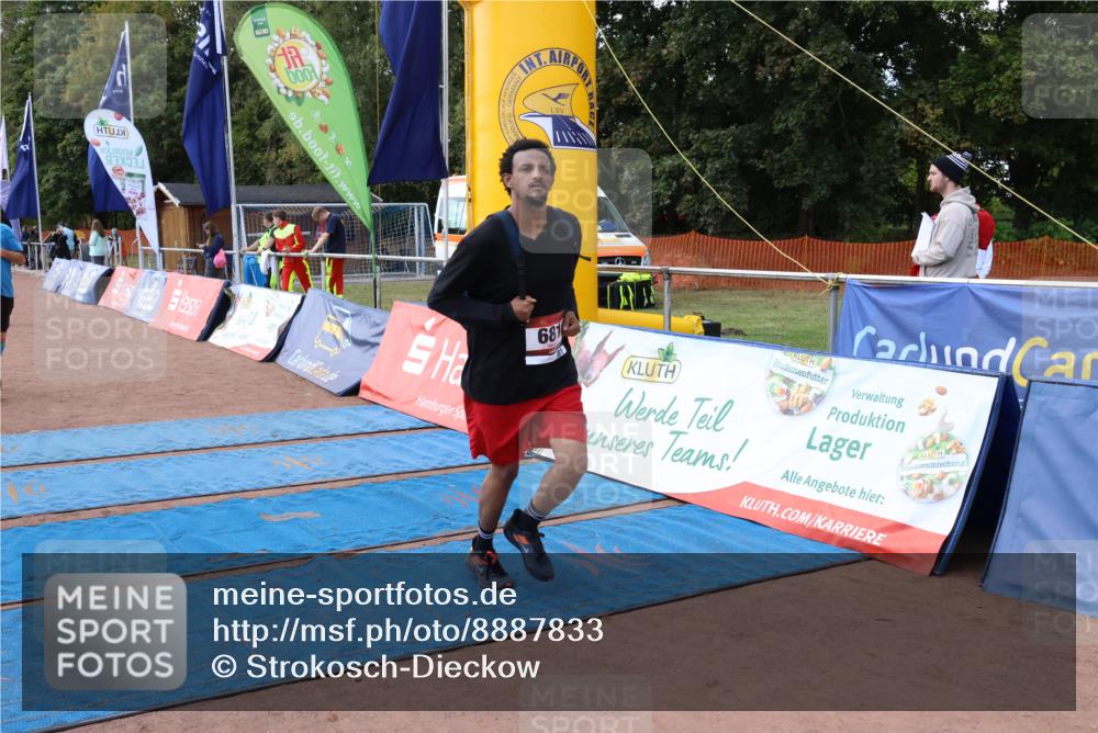 14.09.2025 - Airport Race Strokosch-Dieckow http://msf.ph/oto/8887833 14.09.2025 12:56:50 Ziel 681, 905, 971, 4257 meine-sportfotos.de