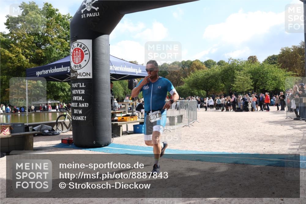 14.09.2025 - Stadtparktriathlon Strokosch-Dieckow http://msf.ph/oto/8887843 14.09.2025 11:51:55 Ziel 851 meine-sportfotos.de