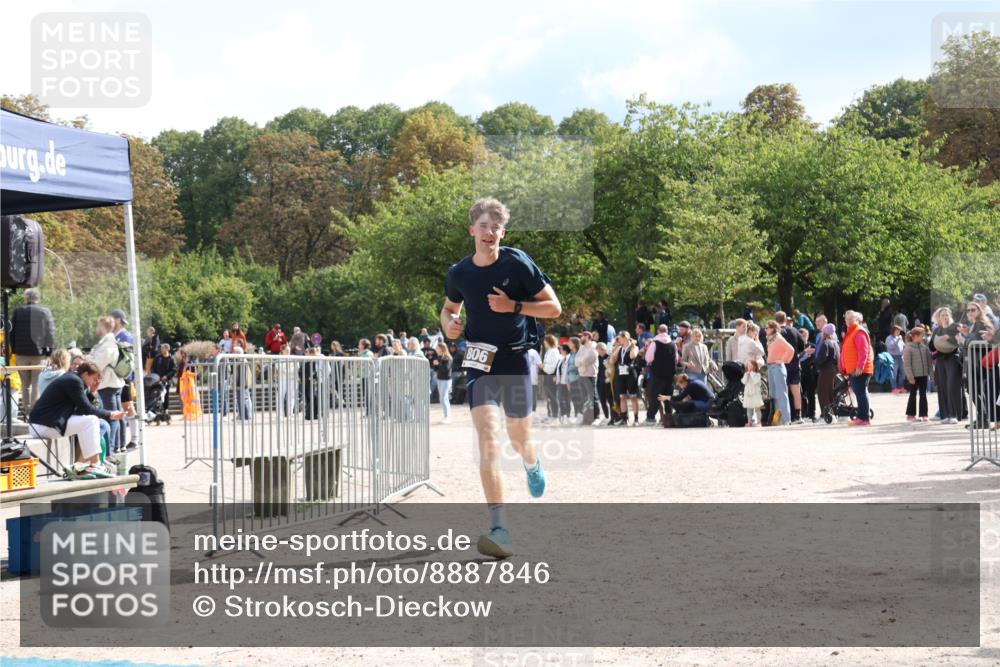 14.09.2025 - Stadtparktriathlon Strokosch-Dieckow http://msf.ph/oto/8887846 14.09.2025 11:52:09 Ziel 806 meine-sportfotos.de