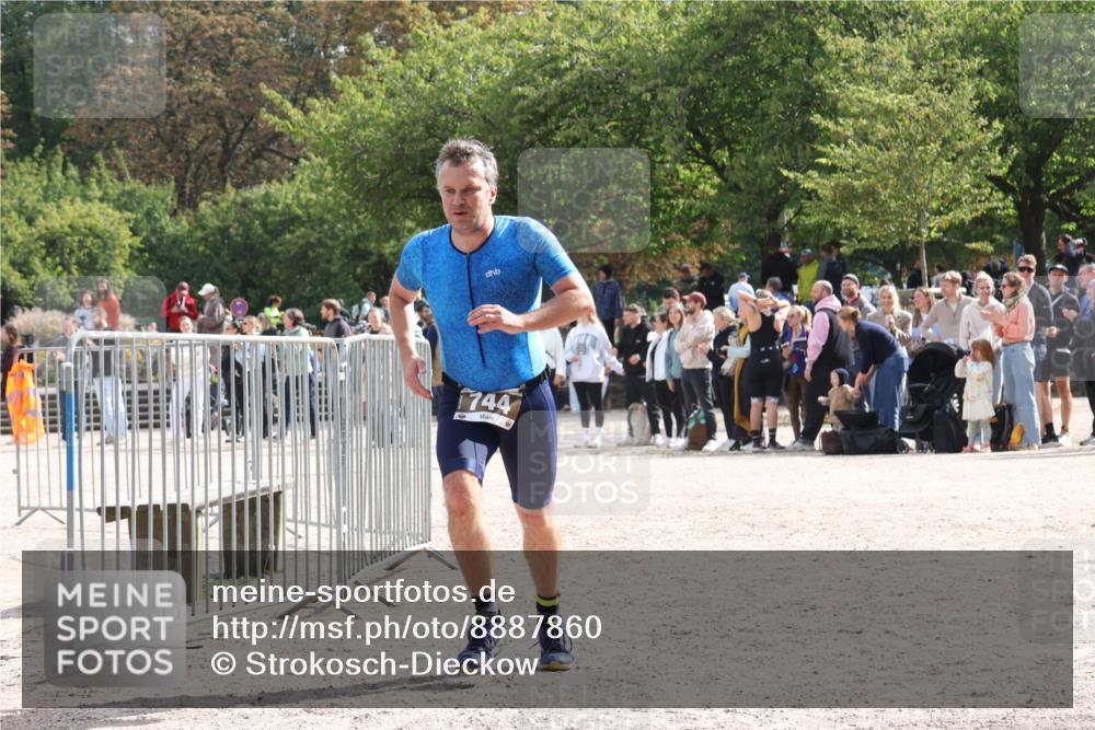 14.09.2025 - Stadtparktriathlon Strokosch-Dieckow http://msf.ph/oto/8887860 14.09.2025 11:52:38 Ziel 744 meine-sportfotos.de