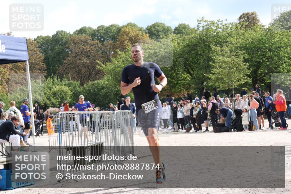 14.09.2025 - Stadtparktriathlon Strokosch-Dieckow http://msf.ph/oto/8887874 14.09.2025 11:52:52 Ziel 600, 628, 849, 875, 880, 888 meine-sportfotos.de