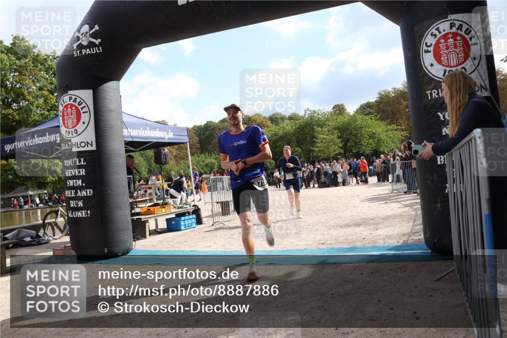 14.09.2025 - Stadtparktriathlon Strokosch-Dieckow http://msf.ph/oto/8887886 14.09.2025 11:52:56 Ziel 600, 628, 849, 875, 880, 888 meine-sportfotos.de