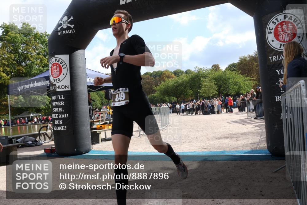 14.09.2025 - Stadtparktriathlon Strokosch-Dieckow http://msf.ph/oto/8887896 14.09.2025 11:53:00 Ziel 628, 849, 875, 888 meine-sportfotos.de