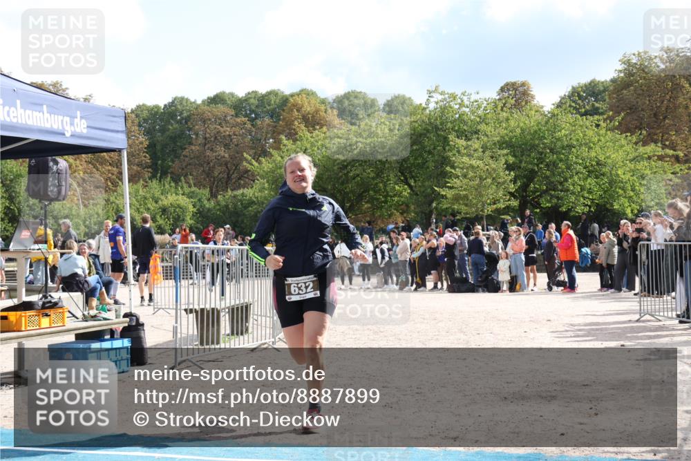 14.09.2025 - Stadtparktriathlon Strokosch-Dieckow http://msf.ph/oto/8887899 14.09.2025 11:53:31 Ziel 632, 671 meine-sportfotos.de