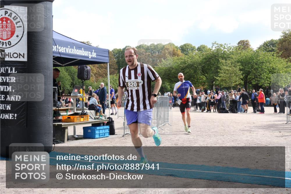 14.09.2025 - Stadtparktriathlon Strokosch-Dieckow http://msf.ph/oto/8887941 14.09.2025 11:54:43 Ziel 820, 842 meine-sportfotos.de