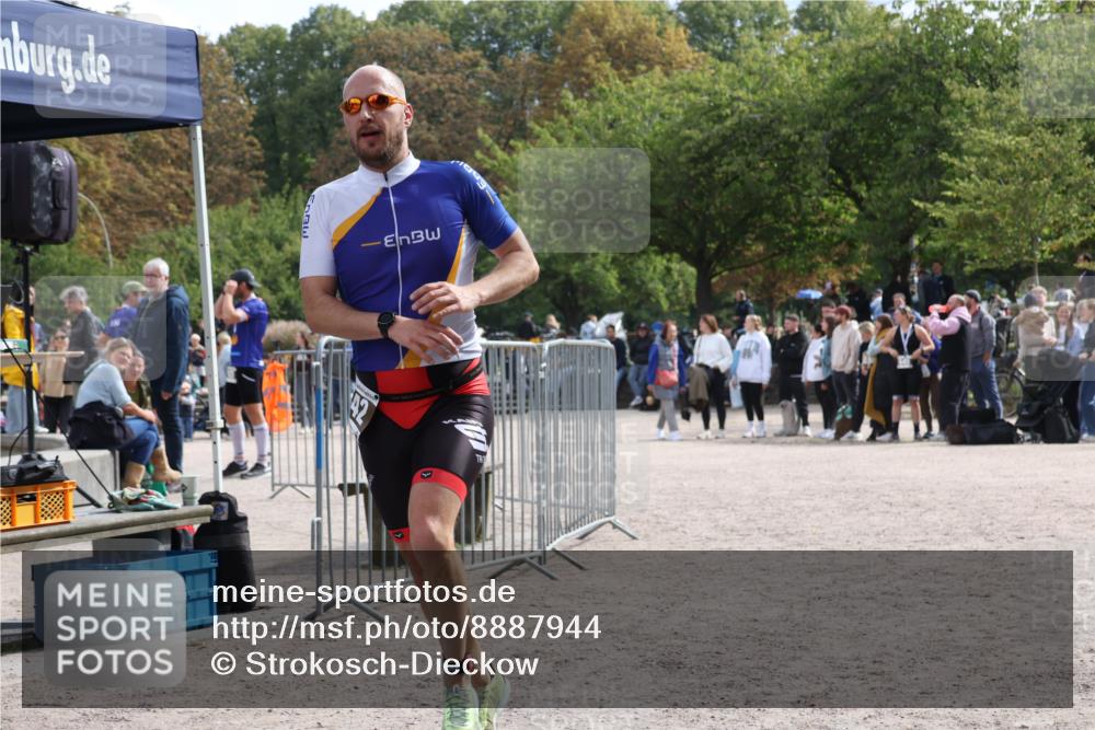14.09.2025 - Stadtparktriathlon Strokosch-Dieckow http://msf.ph/oto/8887944 14.09.2025 11:54:44 Ziel 820, 842 meine-sportfotos.de
