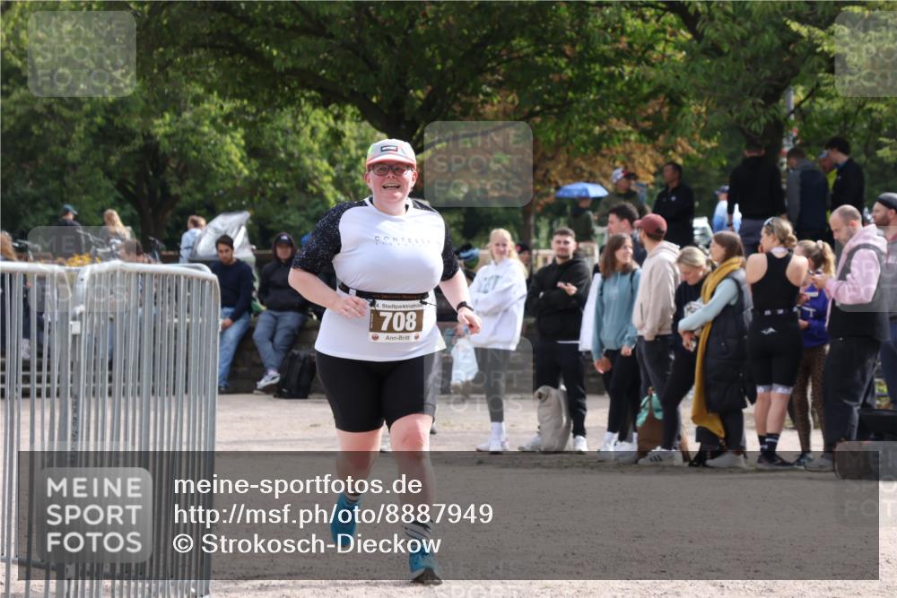 14.09.2025 - Stadtparktriathlon Strokosch-Dieckow http://msf.ph/oto/8887949 14.09.2025 11:55:00 Ziel 708 meine-sportfotos.de