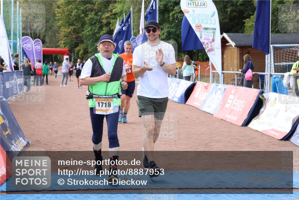 14.09.2025 - Airport Race Strokosch-Dieckow http://msf.ph/oto/8887953 14.09.2025 12:57:25 Ziel 368, 473, 691, 1718 meine-sportfotos.de